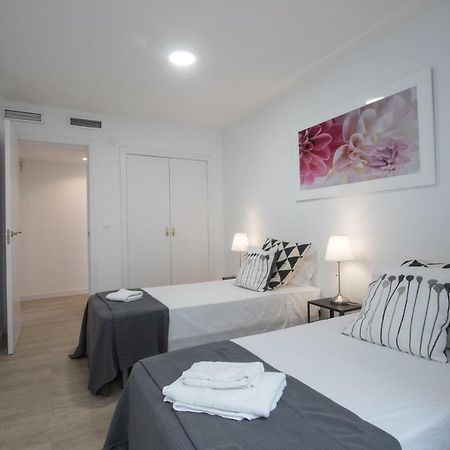 Stylish *New* Apartment In Alicante W/ 4 Bedrooms Zewnętrze zdjęcie